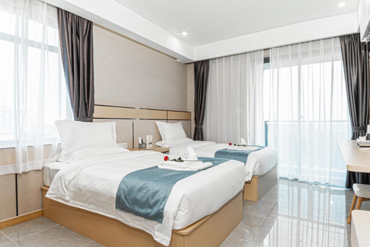 Ark Hotel Phnom Penh Bagian luar foto