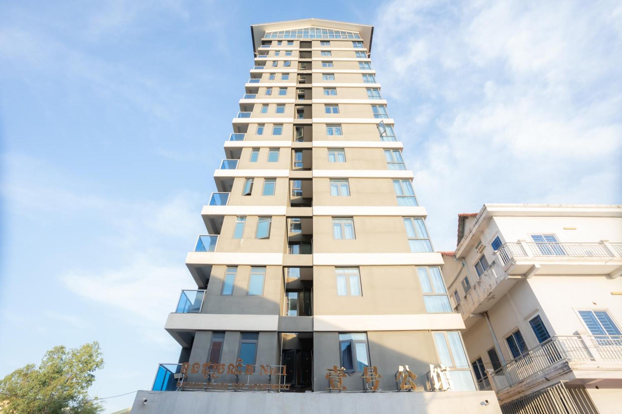 Ark Hotel Phnom Penh Bagian luar foto