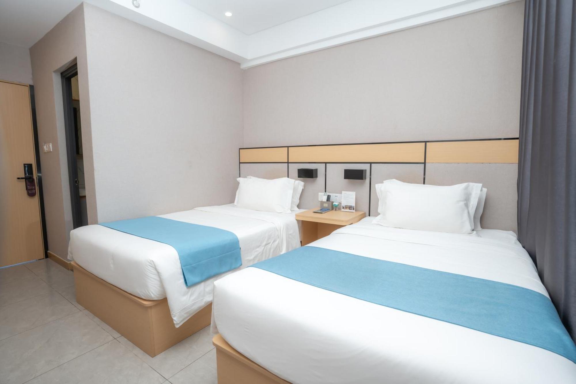 Ark Hotel Phnom Penh Bagian luar foto