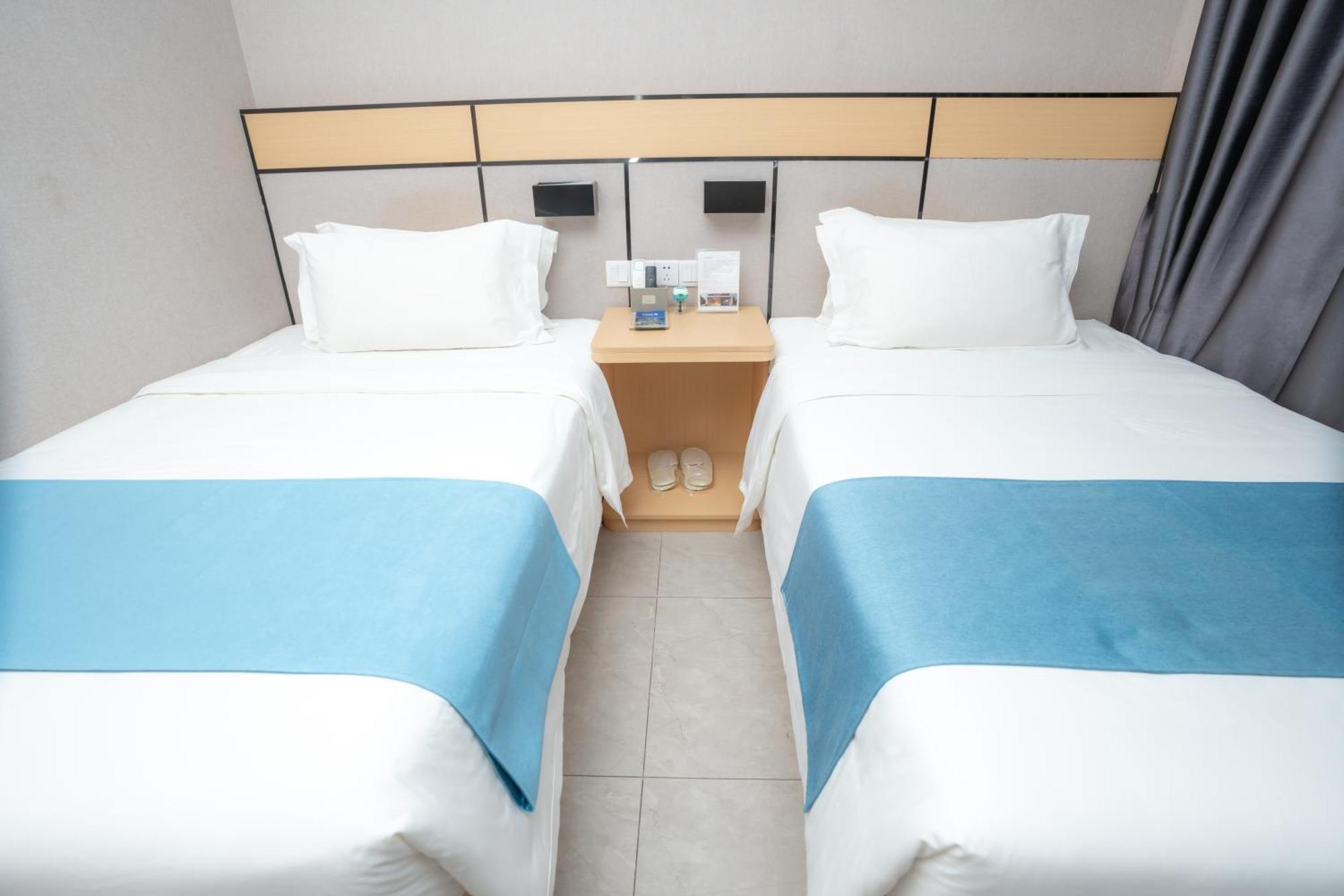 Ark Hotel Phnom Penh Bagian luar foto