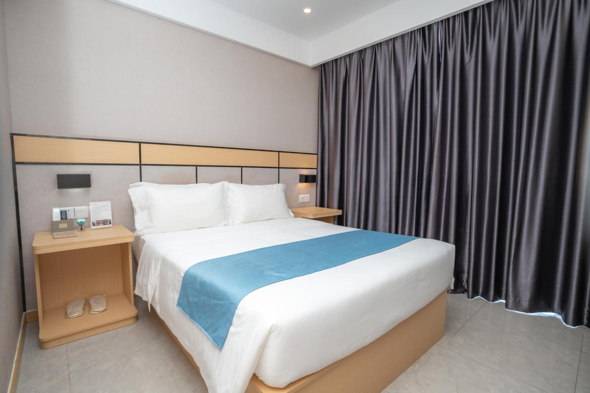Ark Hotel Phnom Penh Bagian luar foto