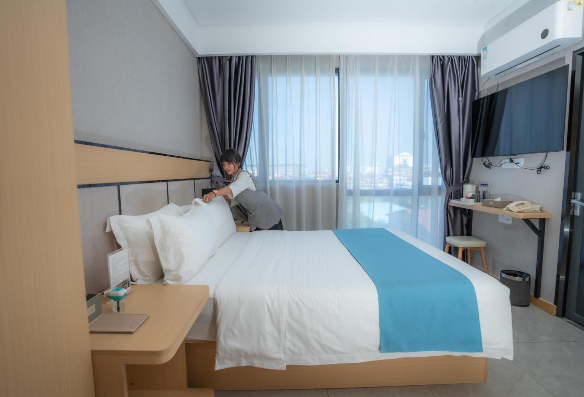 Ark Hotel Phnom Penh Bagian luar foto