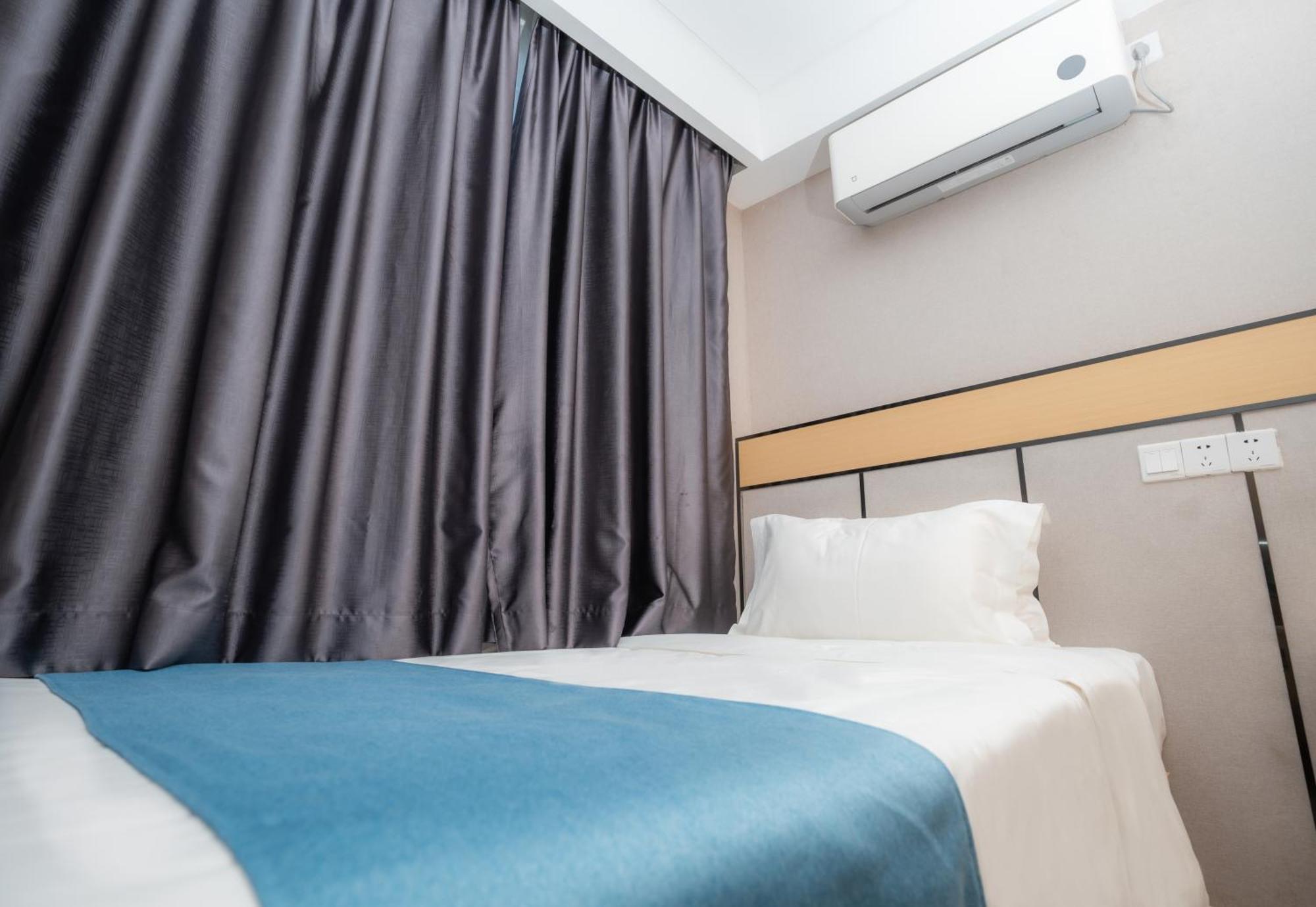 Ark Hotel Phnom Penh Bagian luar foto