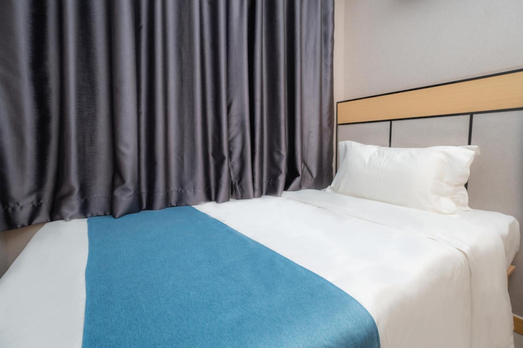 Ark Hotel Phnom Penh Bagian luar foto