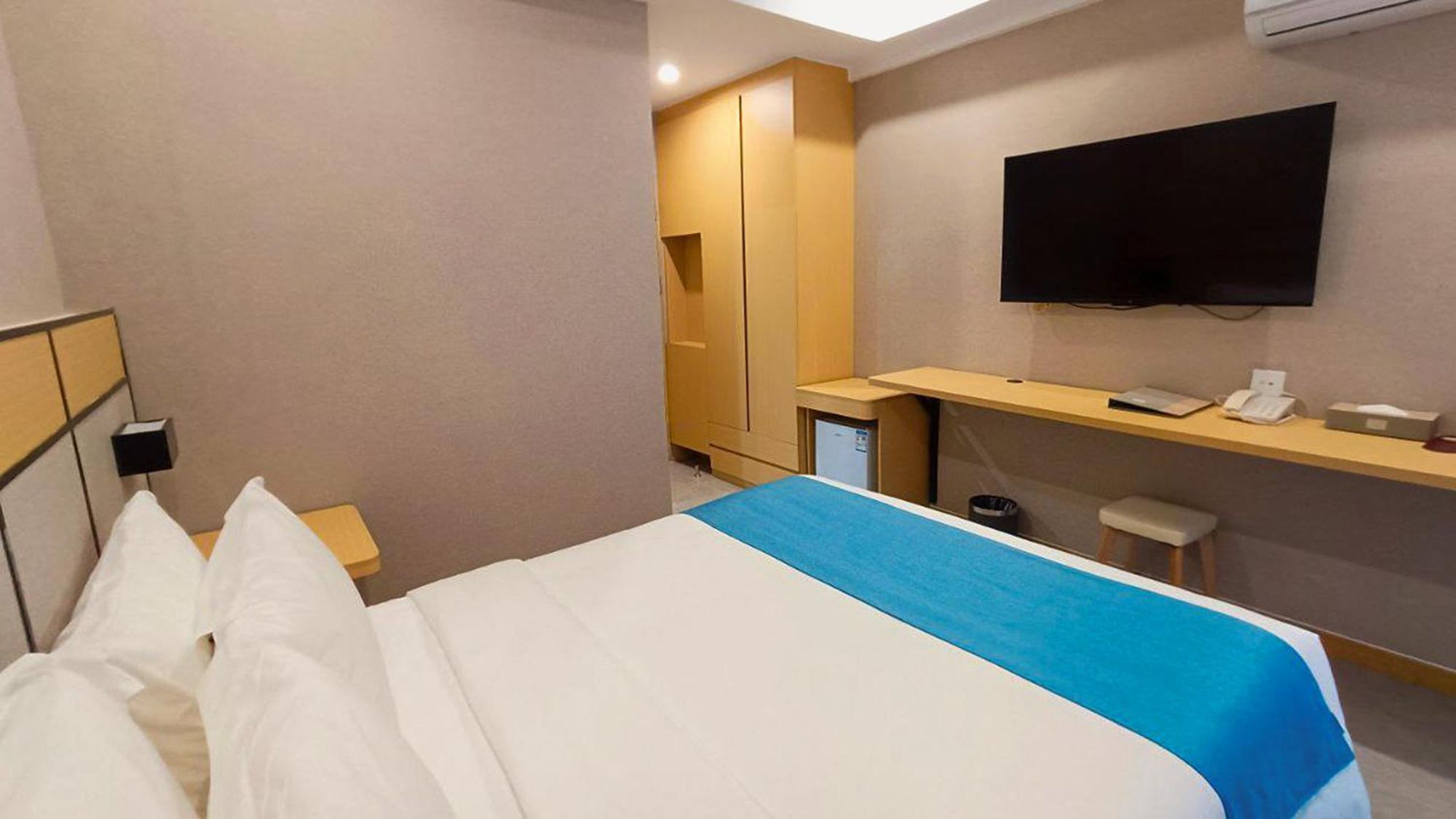 Ark Hotel Phnom Penh Bagian luar foto
