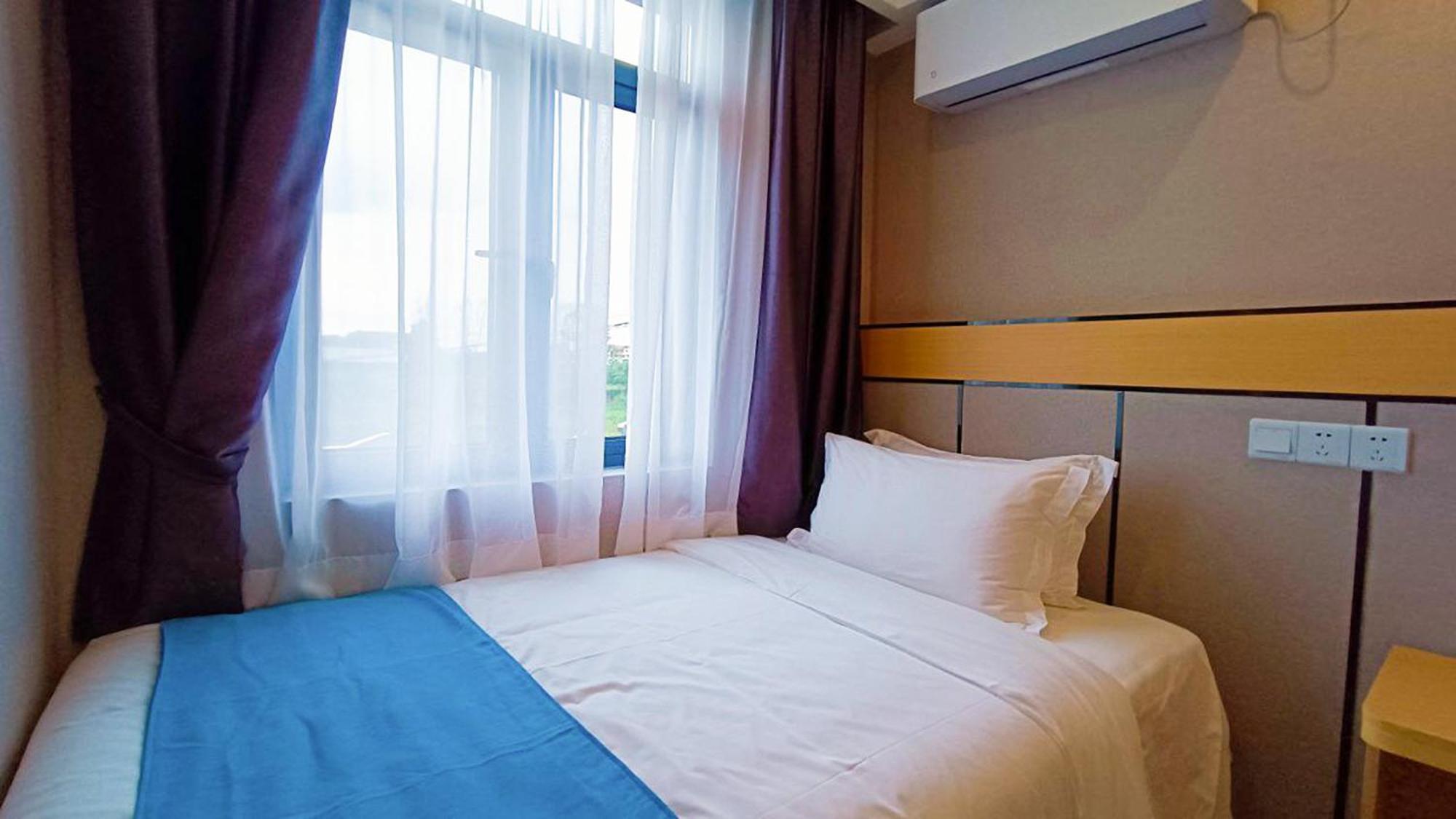 Ark Hotel Phnom Penh Bagian luar foto